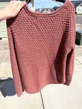 Vero Moda Waffle Knit Crewneck Sweater in Dusty Rose